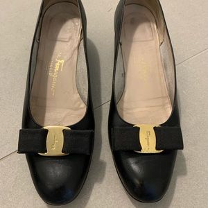 Salvatore Ferragamo Vara Bow Pump shoes